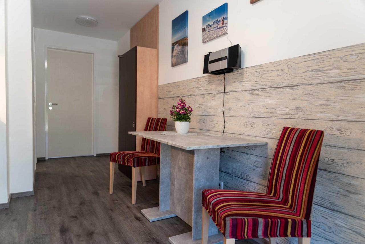Haus Inselperle Mit Blick Auf Den Bodden Apartment Alt Reddevitz Room photo